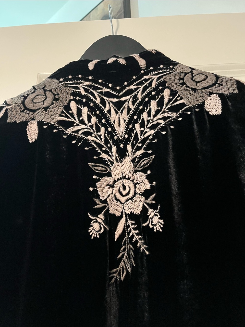 Johnny Was Black Velvet Open-Front Embroidered Kimono - Picture 3 of 4